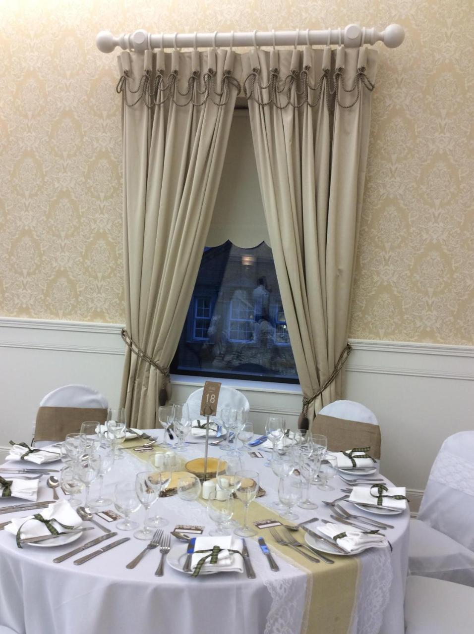 קאסלבר Ivy Tower Hotel מראה חיצוני תמונה